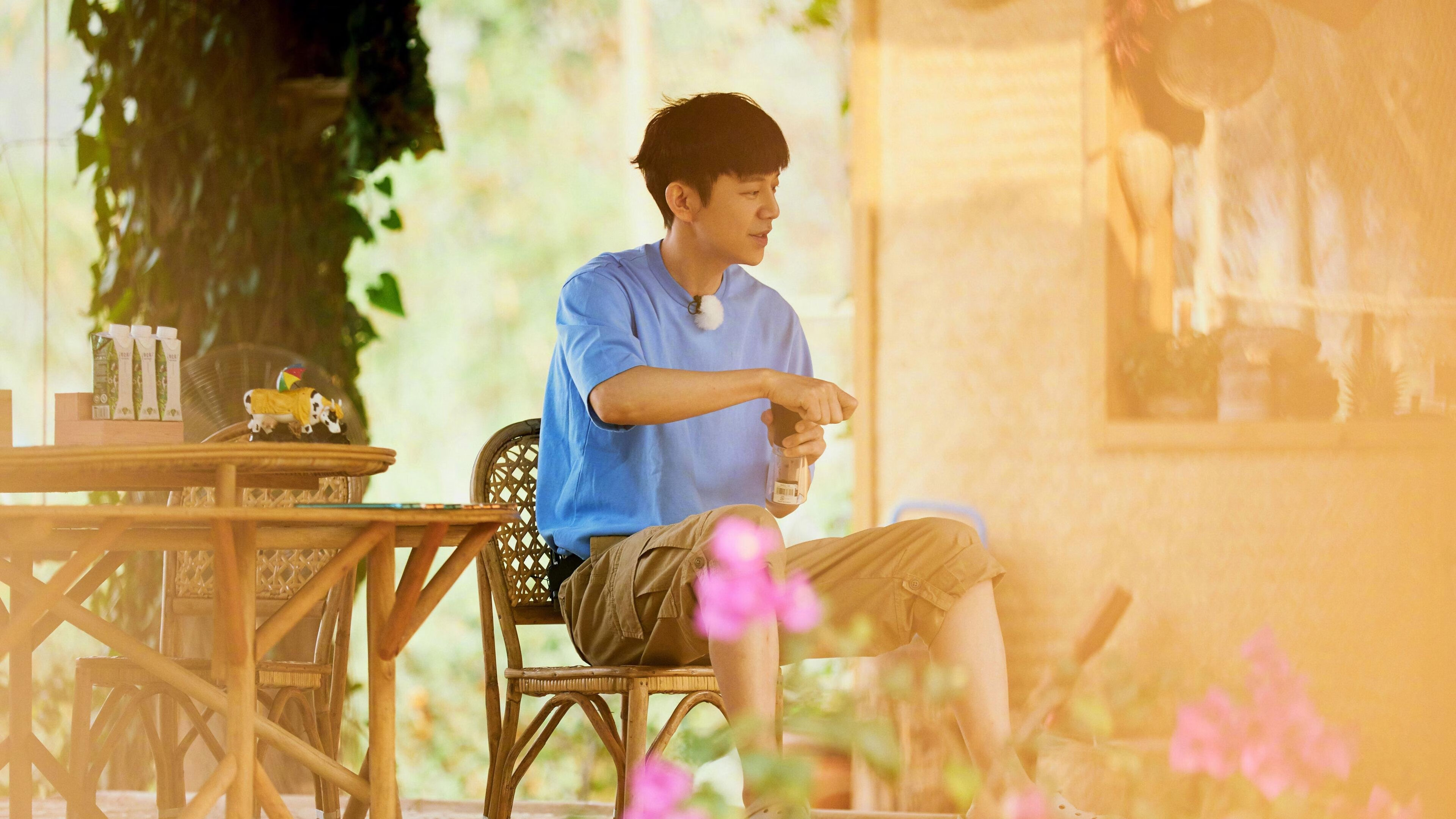 女子仰泳划频表现突出，女子仰泳100米